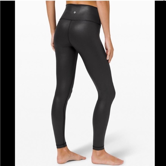 NWT Wunder Under High-Rise Tight 28"
Full-On Luxtreme Shine - Picture 2 of 9